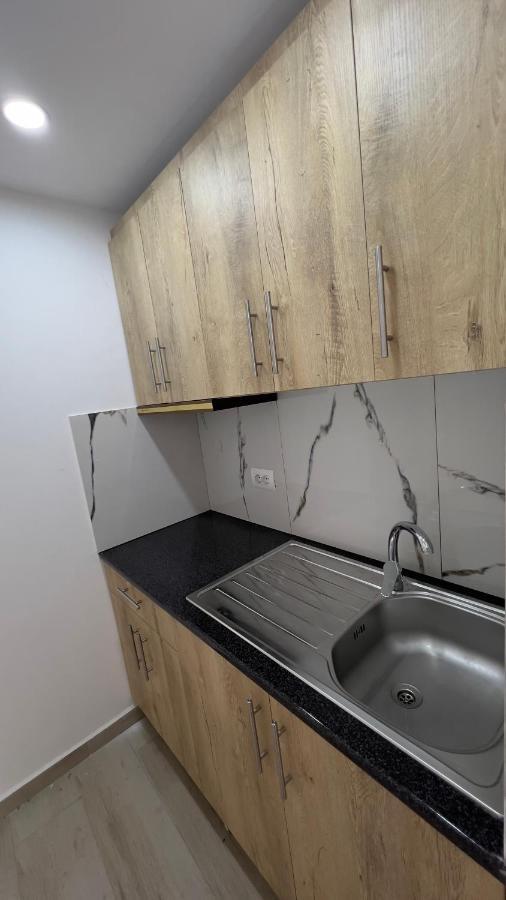 Studios&Apartment Niko Luka Ксамил Экстерьер фото