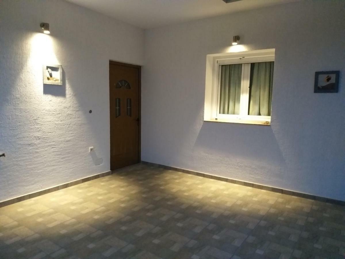Studios&Apartment Niko Luka Ксамил Экстерьер фото